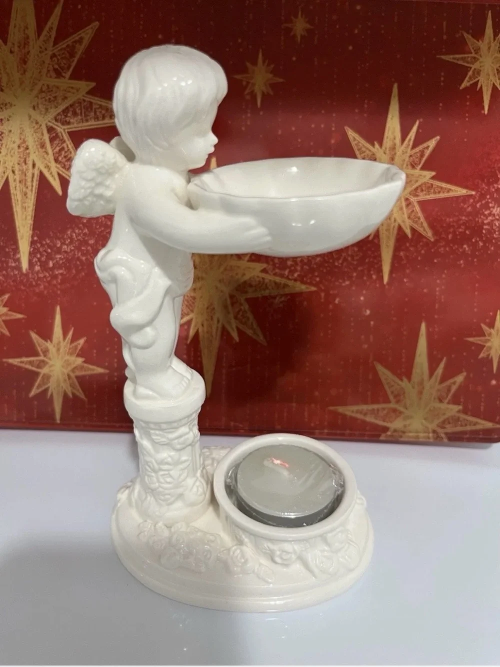 Vintage Avon 2001 Cherub Diffuser (w/ tea light candle and fragrance)